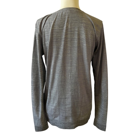LULULEMON SWIFTLY TECH TEE SHIRT 8 LONG SLEEVE HEATHER GRAY STRETCH ATHLETIC GYM - Picture 5 of 12